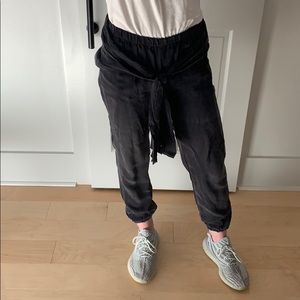 Stillwater Tie Front Pant